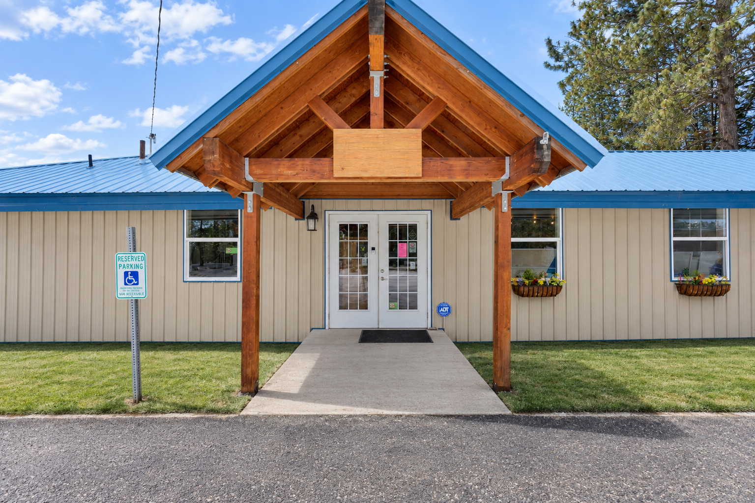 Restaurant Building for Sale — 10013 W Charles Rd, Nine Mile Falls